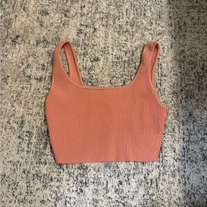 Aritzia Babaton Sculpt Knit Crop